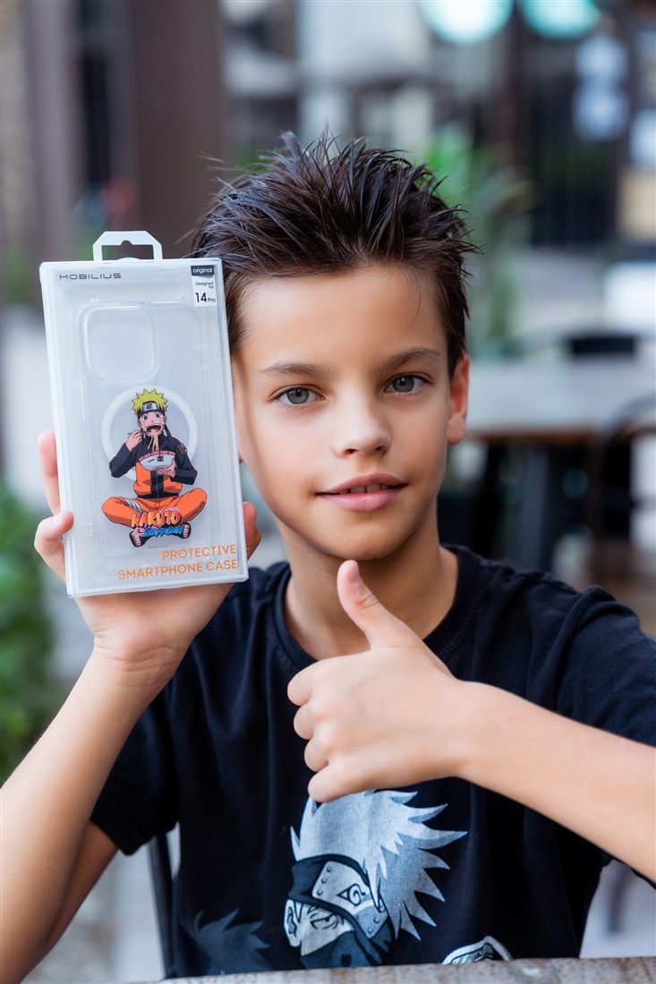 Happy customer with Naruto case